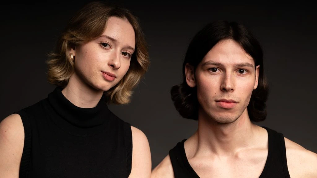 Daisy Whitmore and Tom Reeve, founders of DaisyLets, at the kitchen table where the company began in 2017.